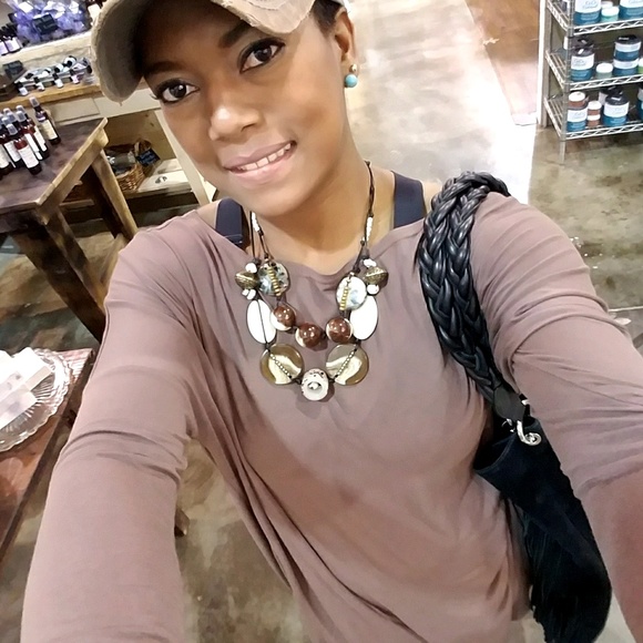 Meet your Posher, Emma - Picture 1 of 1